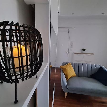 Studio A 2 Pas De La Gare Sartrouville Luaran gambar